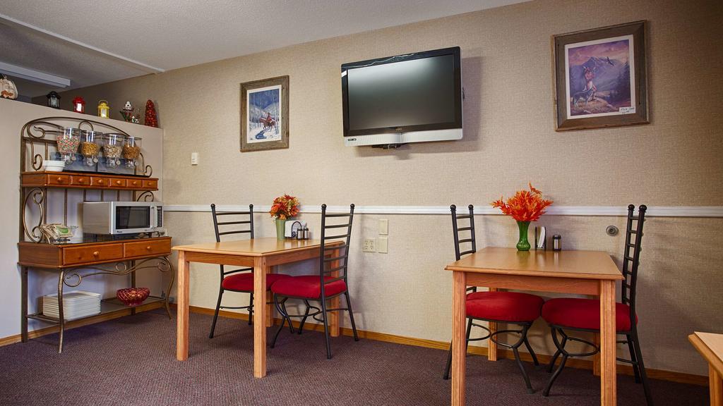 U-Bar Motel Canistota Kültér fotó